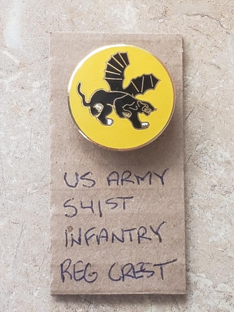 541st Infantry Regiment DUI Crest