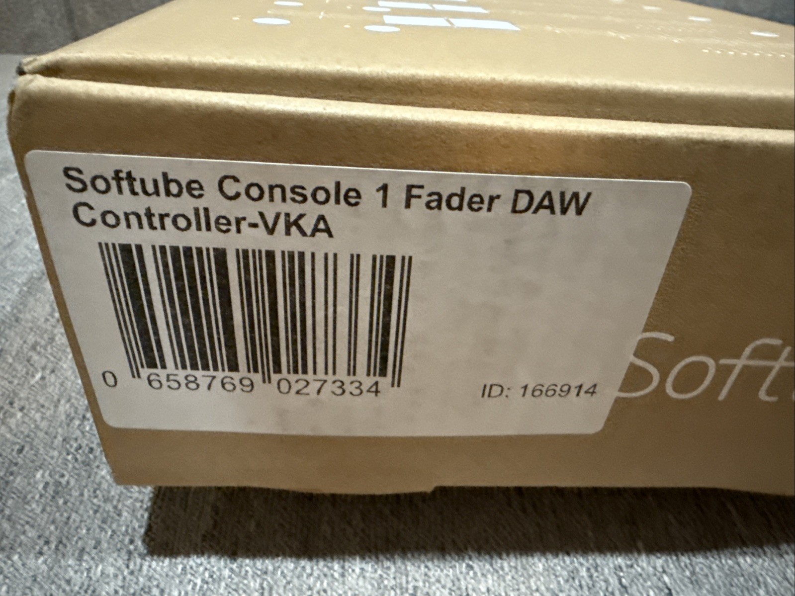 Softube Console 1 Fader DAW Controller with Motorized Faders