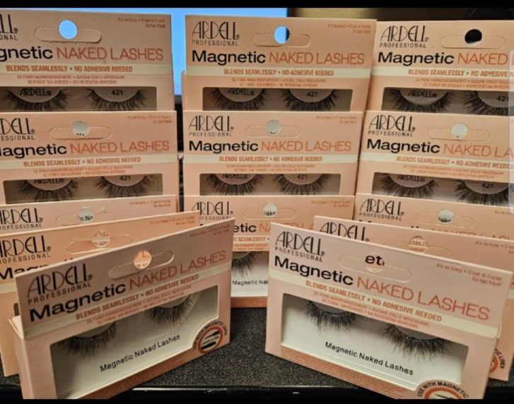 ARDELL MAGNETIC NAKED LASHES BLENDS SEAMLESSLY STYLE #421 EYELASHES (LOT OF 13)