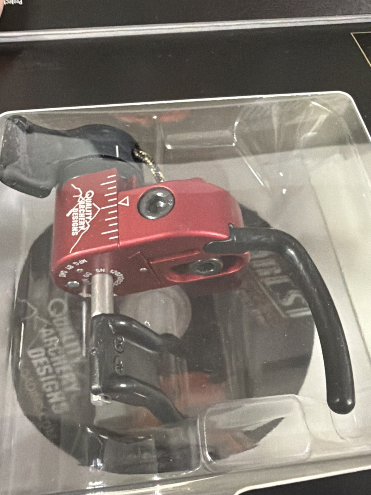 QAD UltraRest HDX Red LH