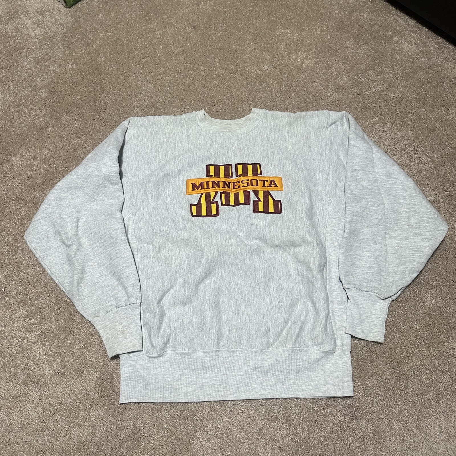 Minnesota Golden Gophers Sweatshirt Mens Large Gray NCAA College Crewneck