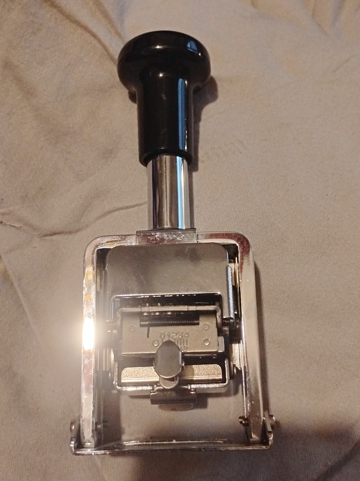Ideal 32067 Automatic Numbering Machine Stamp Punch Date/Time