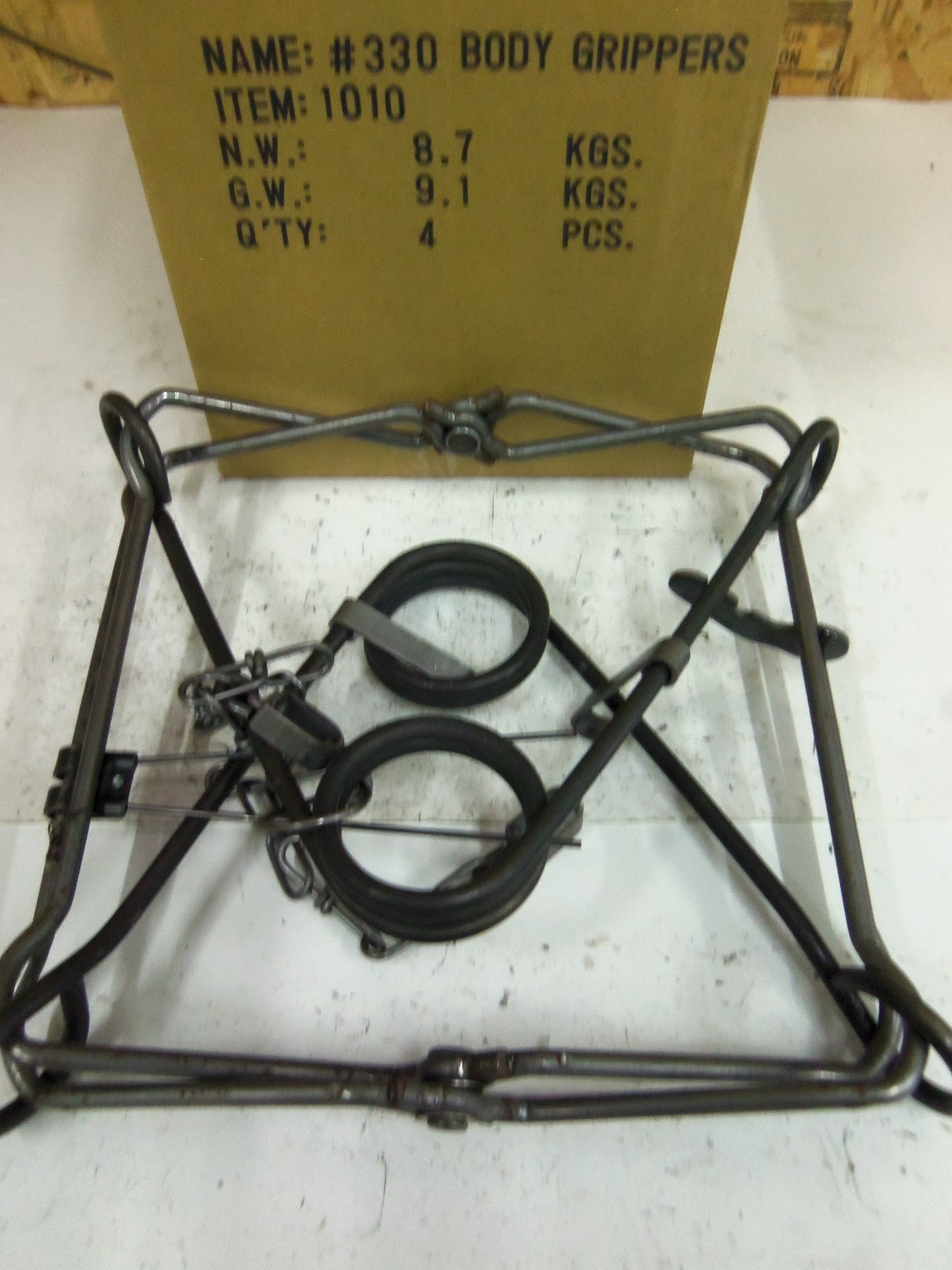 2 Bridger 330  Body Grip Traps    Trap  Muskrat  Mink Fisher