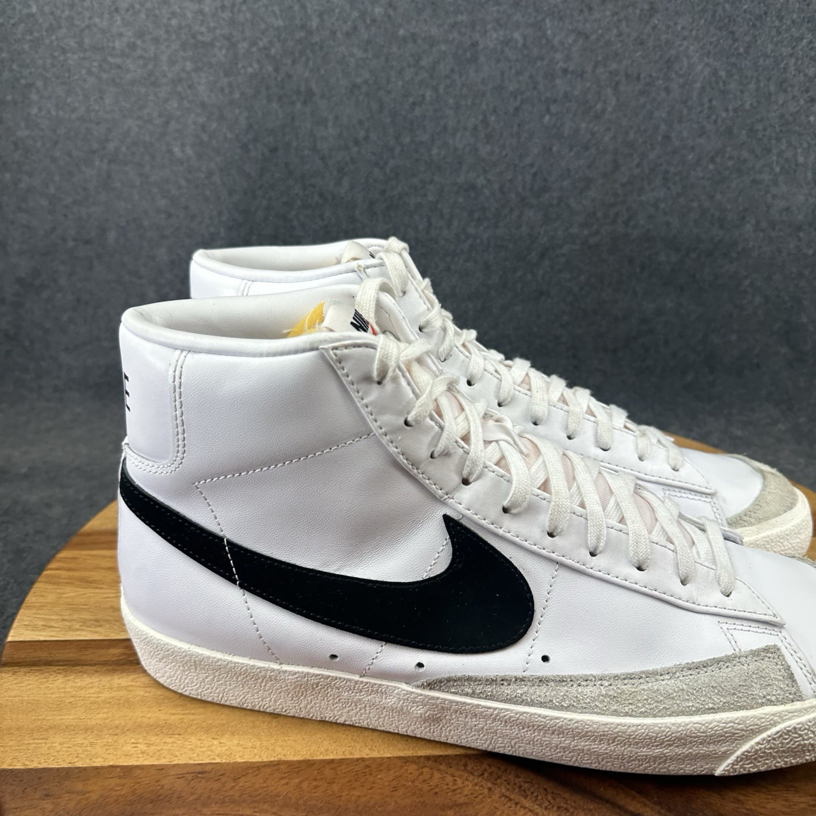 Nike Blazer Mid 77 Men's 13 Shoes Vintage Retro Style BQ6806-100 White Black