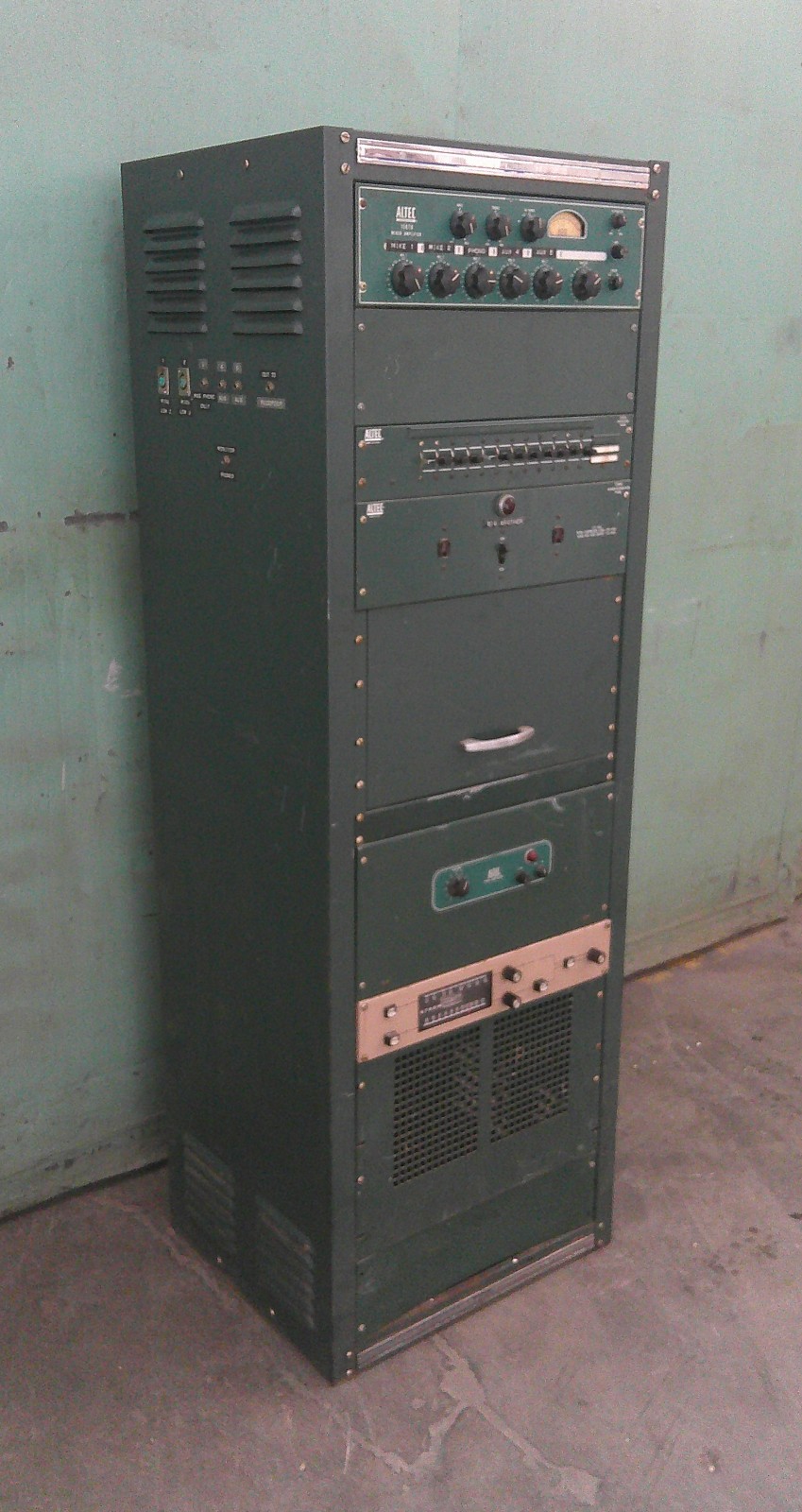 Altec 1567A Mixer Amplifier For Parts