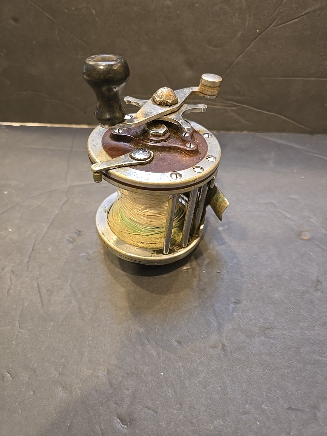 Vintage Bronson Reel Co. Sea Wolf Saltwater Fishing Reel 300 YDS RARE  (5/3)