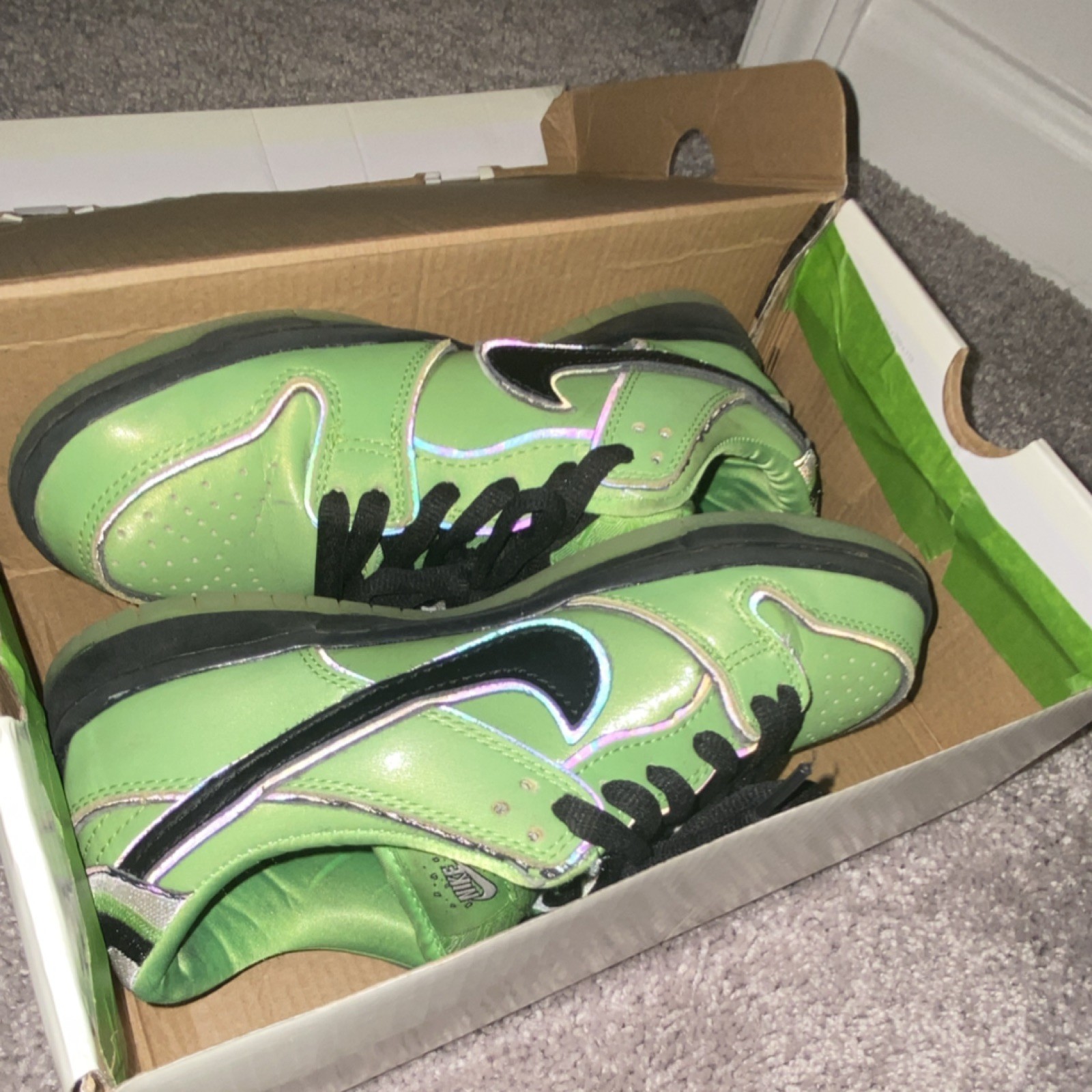 Nike SB Green Skateboarding Shoes Men's Size 7 Medium