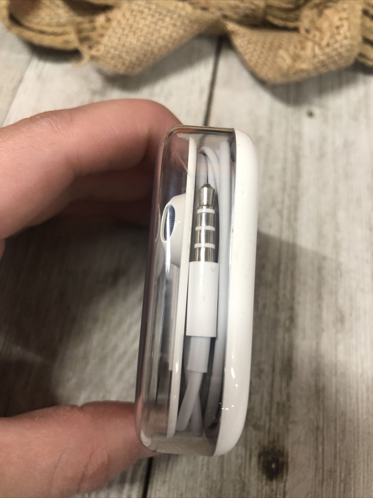 Apple EarPods With Microphone And Remote