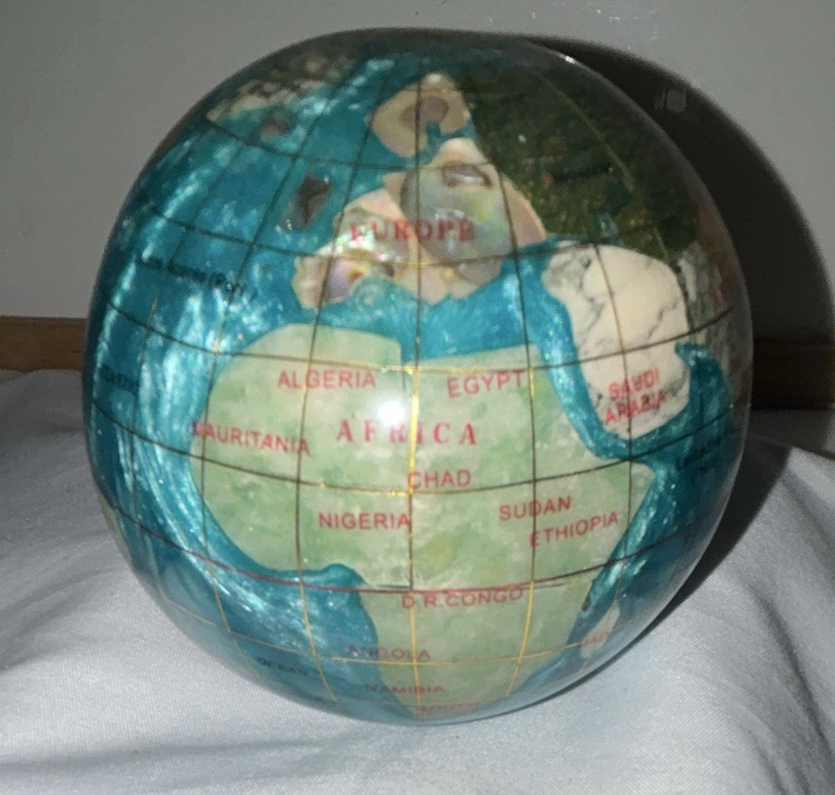 Beautiful Precious Lapis Gemstone Globe Earth Paperweight - Excellent Condition