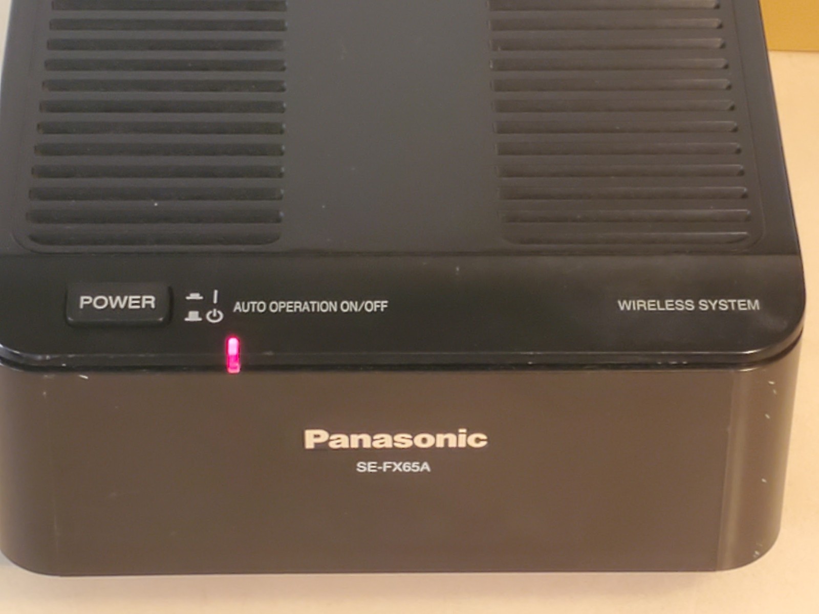 PANASONIC SE-FX65A Wireless System Support any 35W speaker pair via twisted pair