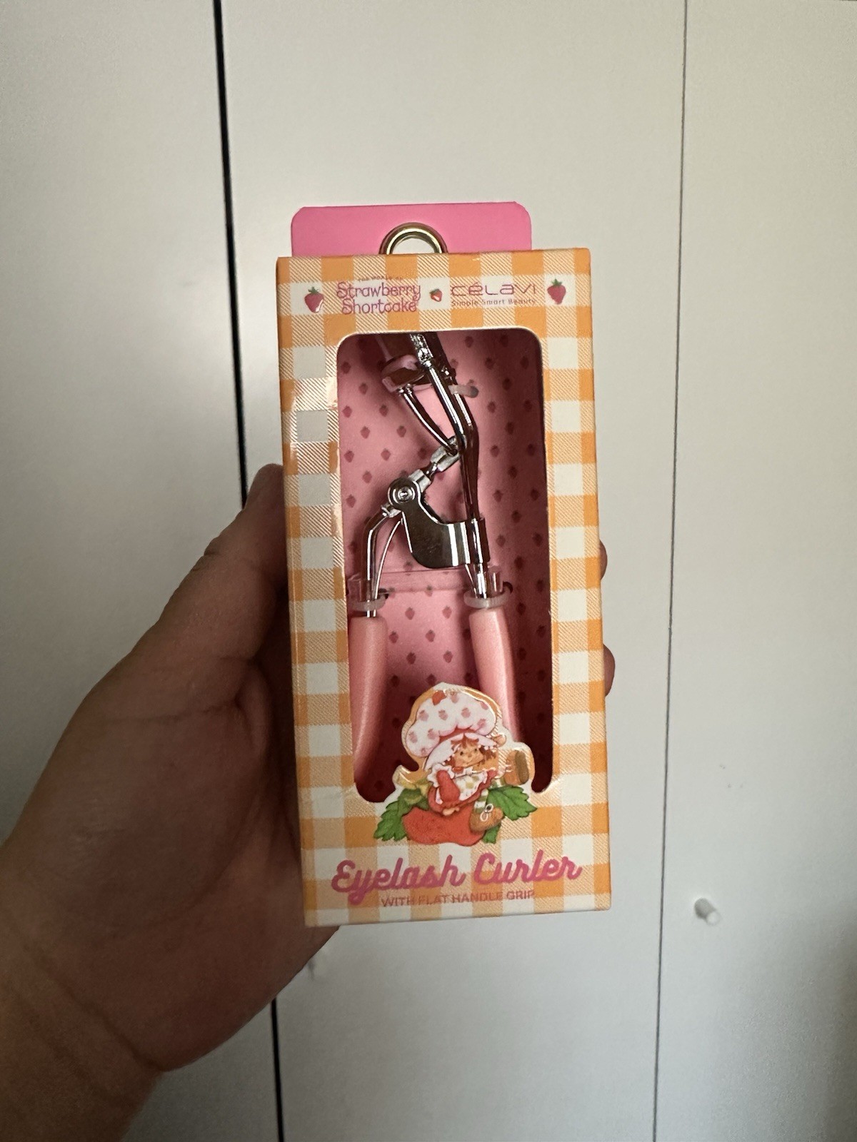 Celavi X Strawberry Shortcake Eyelash Curler Pink Flat Grip Silicone Pads