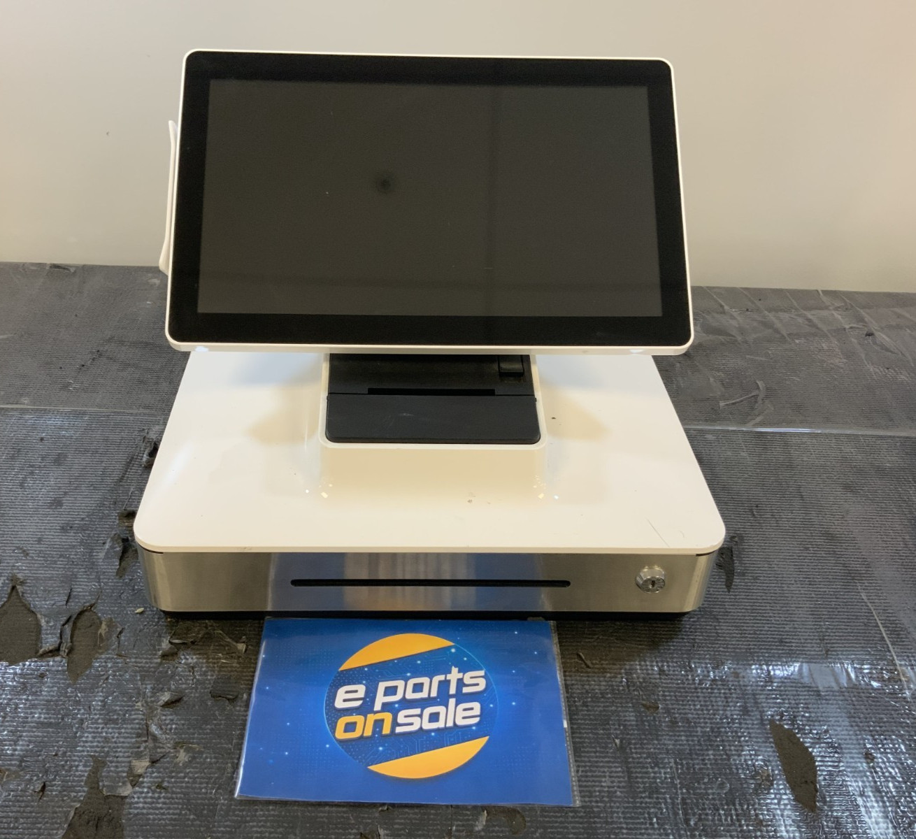 Elo Touch Solutions PayPoint All-In-One HD 15.6-inch Touch,Parts Only RB Z3C