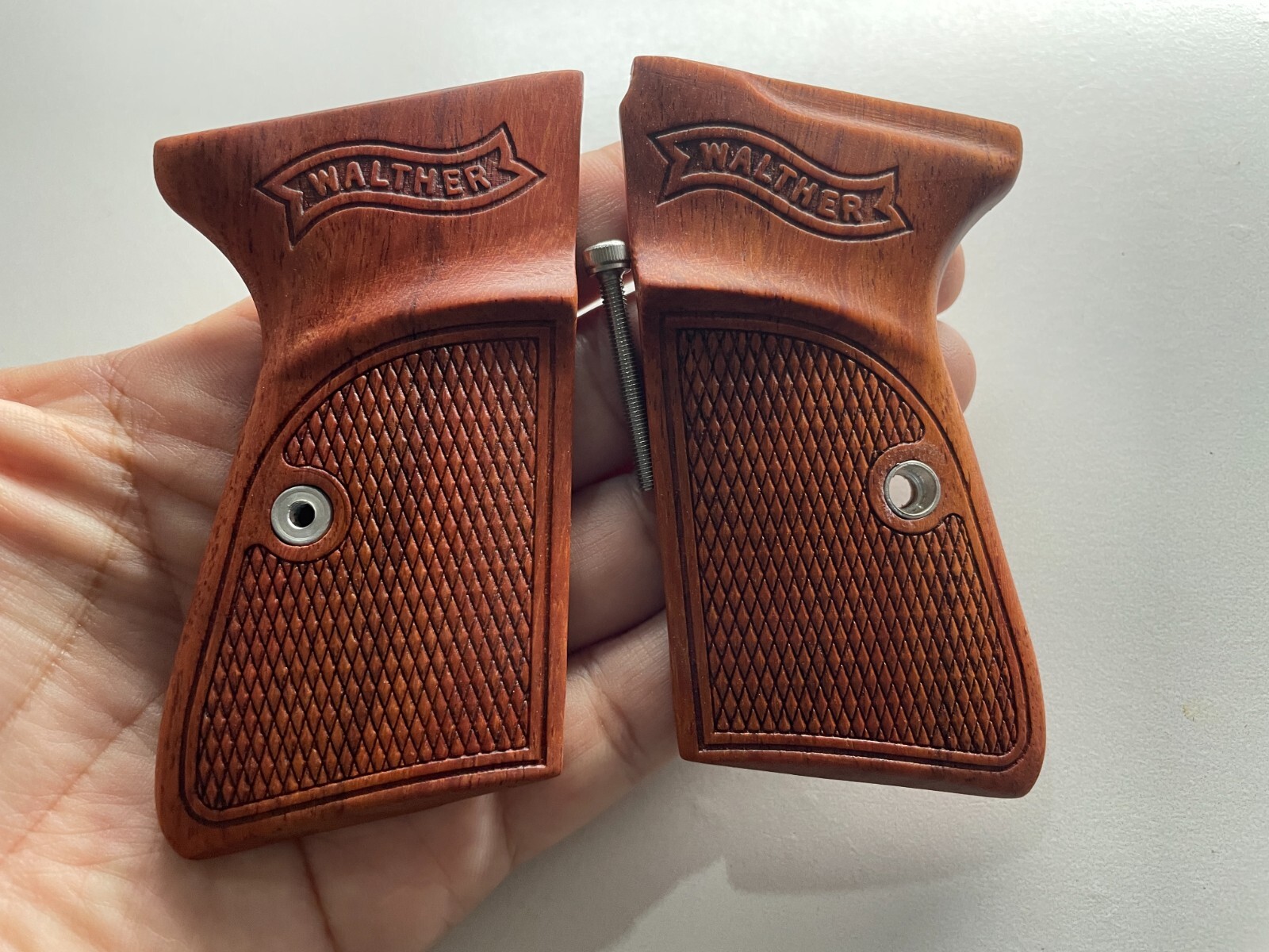 New Checkered on wood Grips For Walther Interarms PPK/S .380 ACP, 22LR