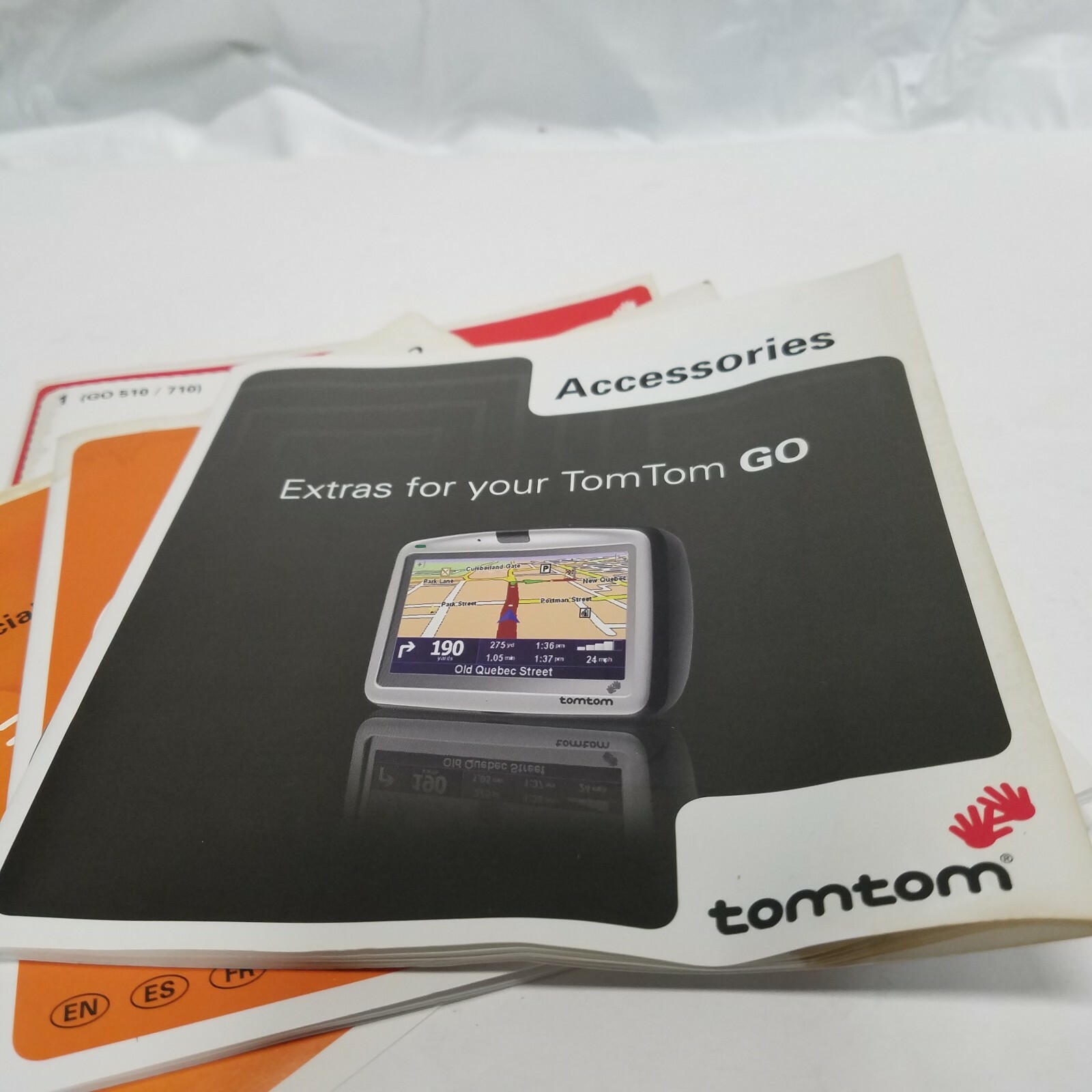 TomTom GO510 710 Includes CD Map, Auto Power Cord 4 Instruction Booklets Traffic