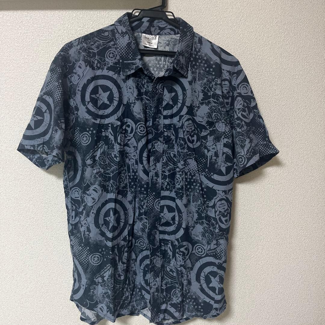 MARVEL short Sleeve shirt size M