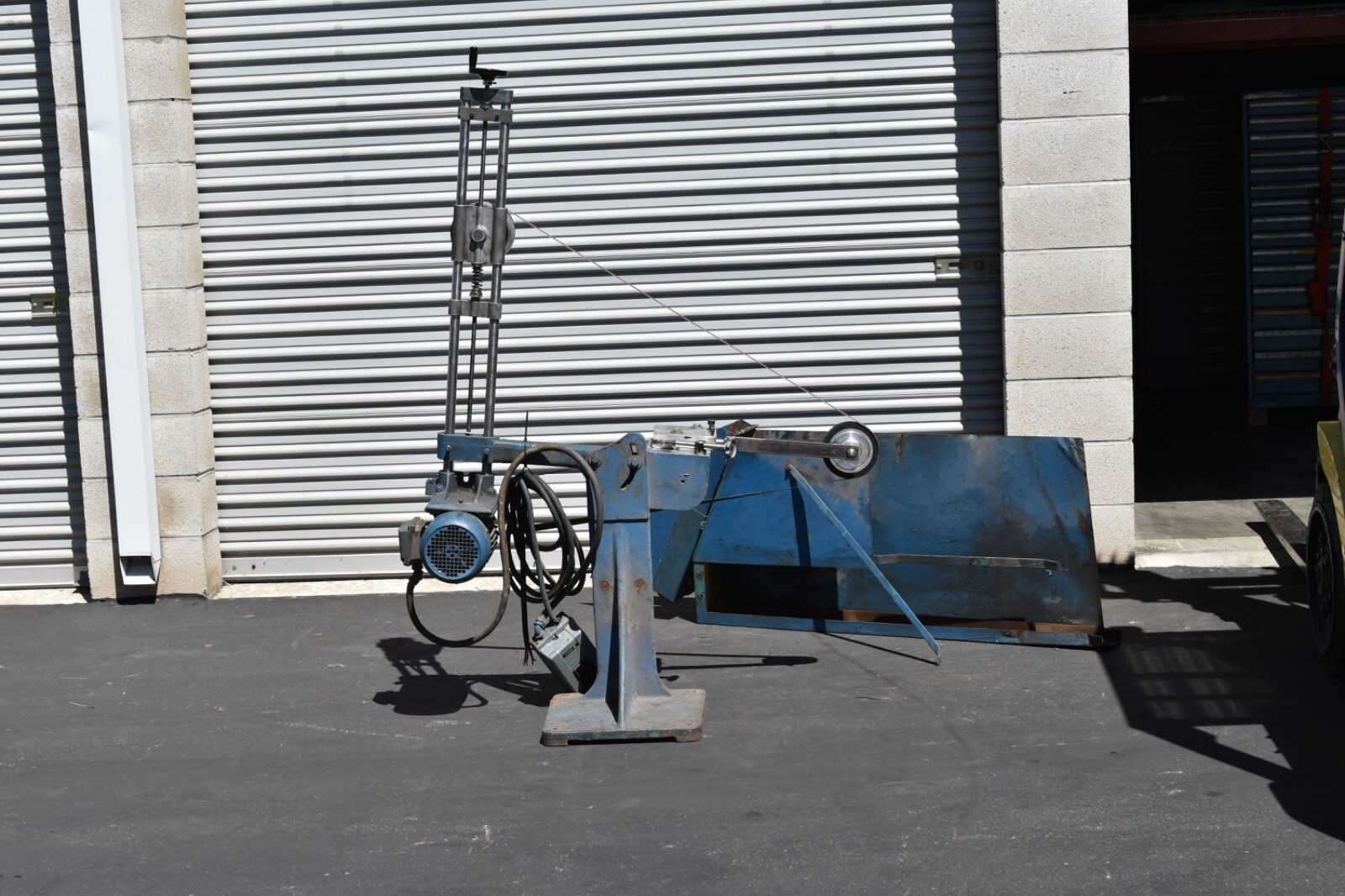 Stephen Bader Space Saver belt grinder