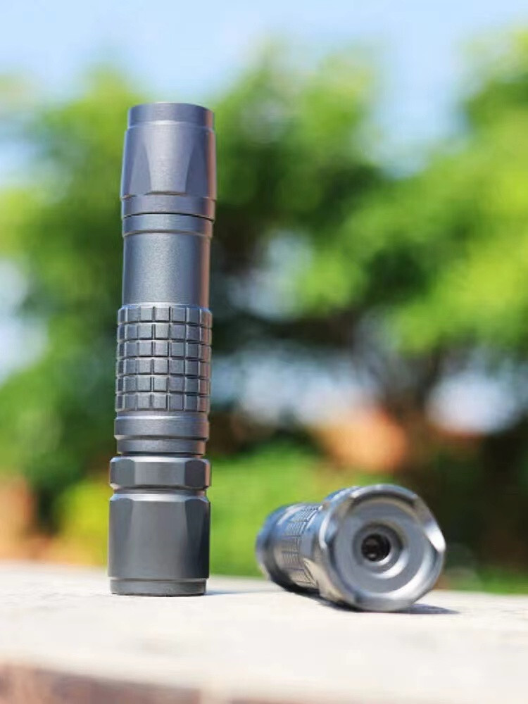 Adjustable Focus 555nm Yellow Green Laser Pointer Visable Beam Light Flashlight