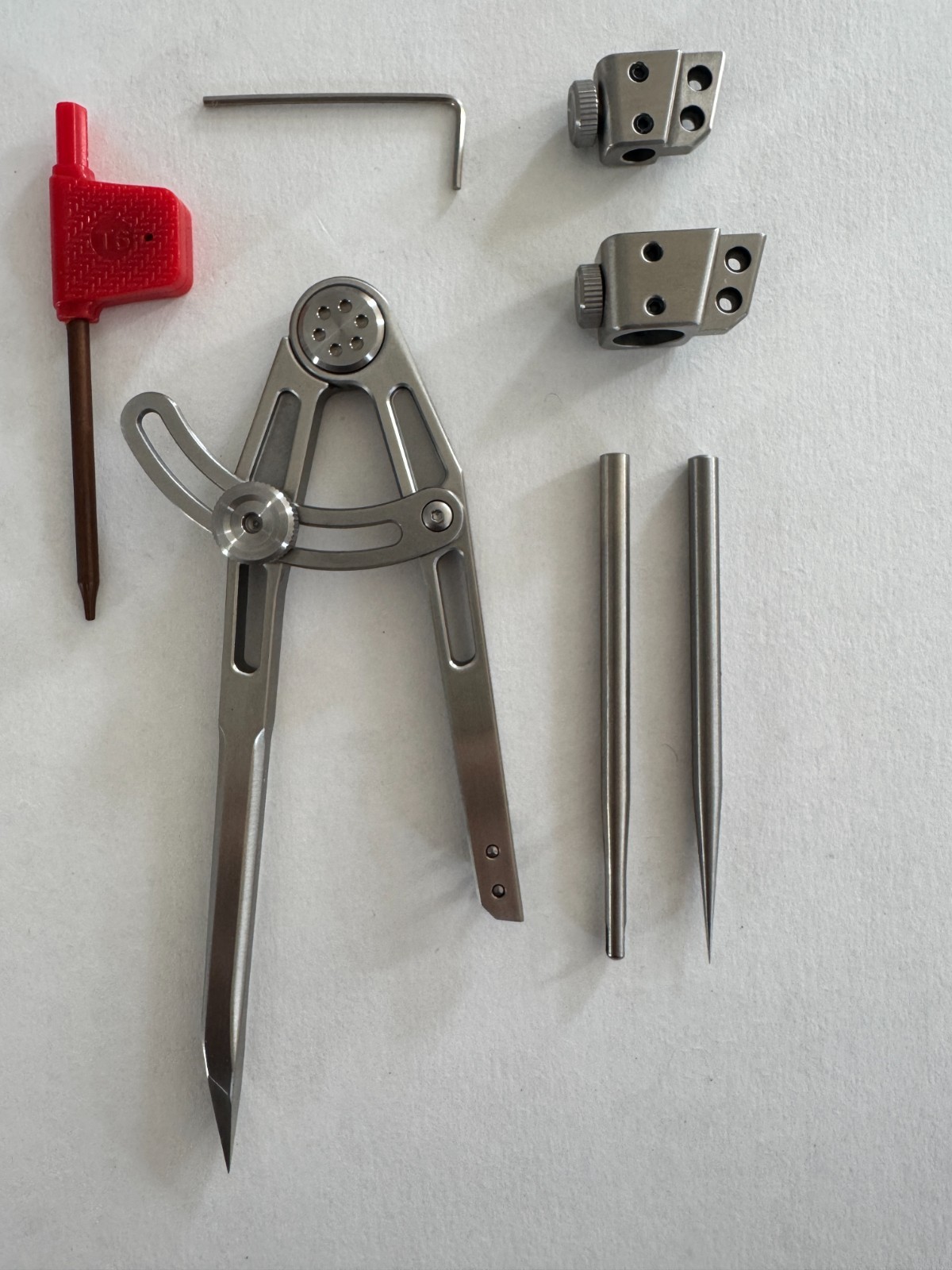 Leathercraft Configurable Wing Dividers