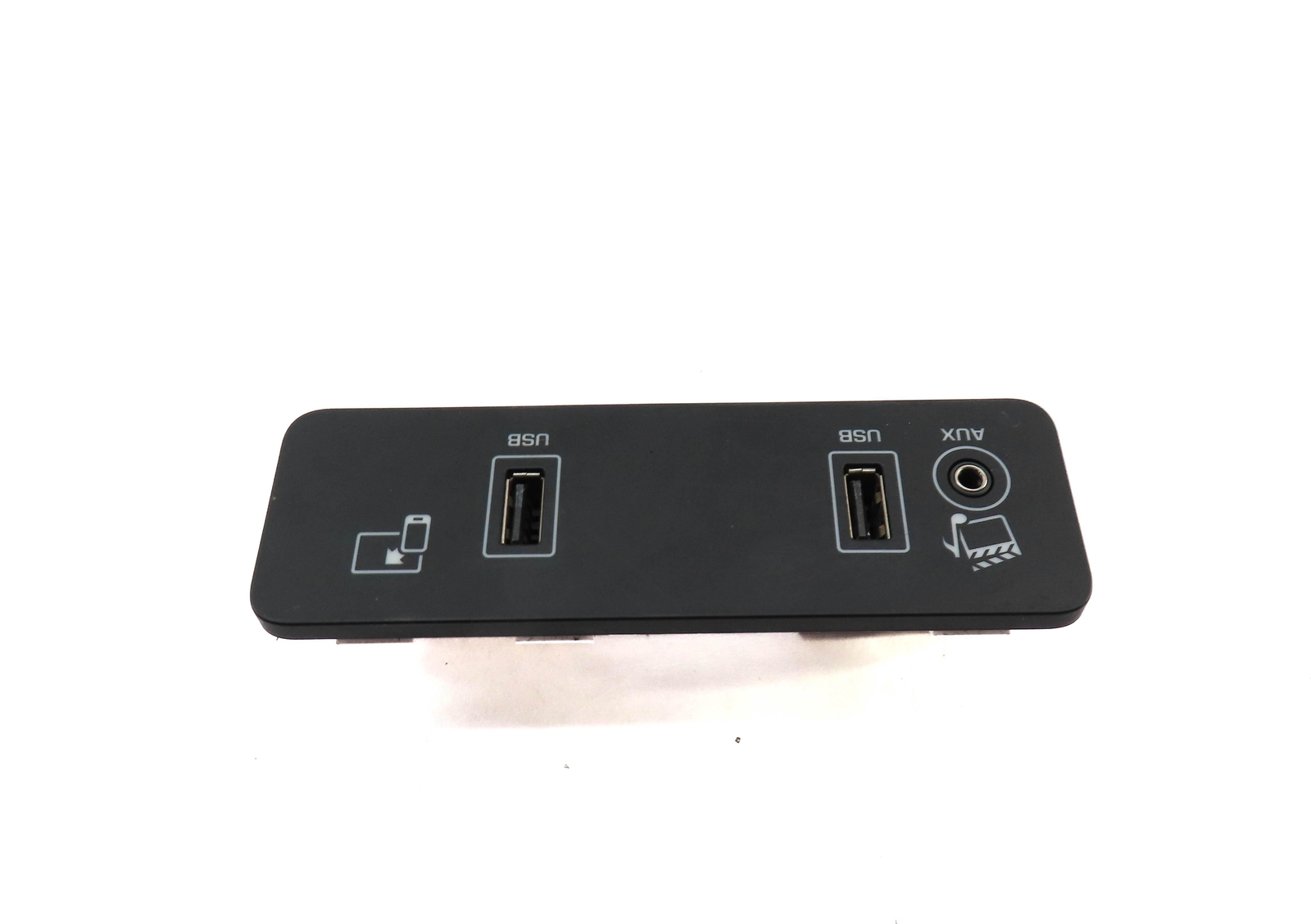 2016 LAND ROVER LR4 AUXILIARY USB AUDIO INPUT TRIM PANEL