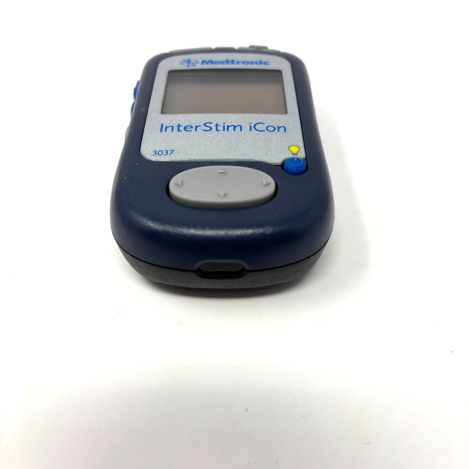 Medtronic InterStim iCon 3037 Patient Programmer - Powers On
