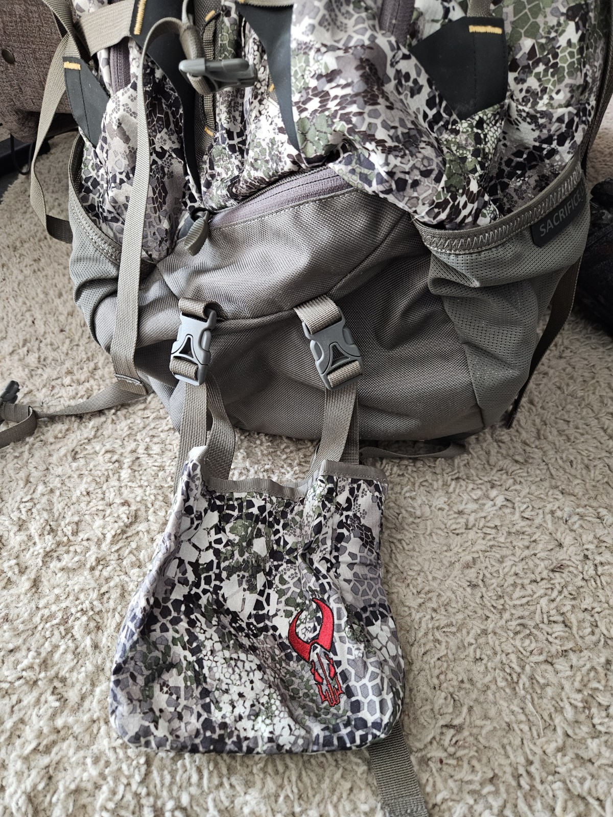 Badlands Sacrifice LS Backpack