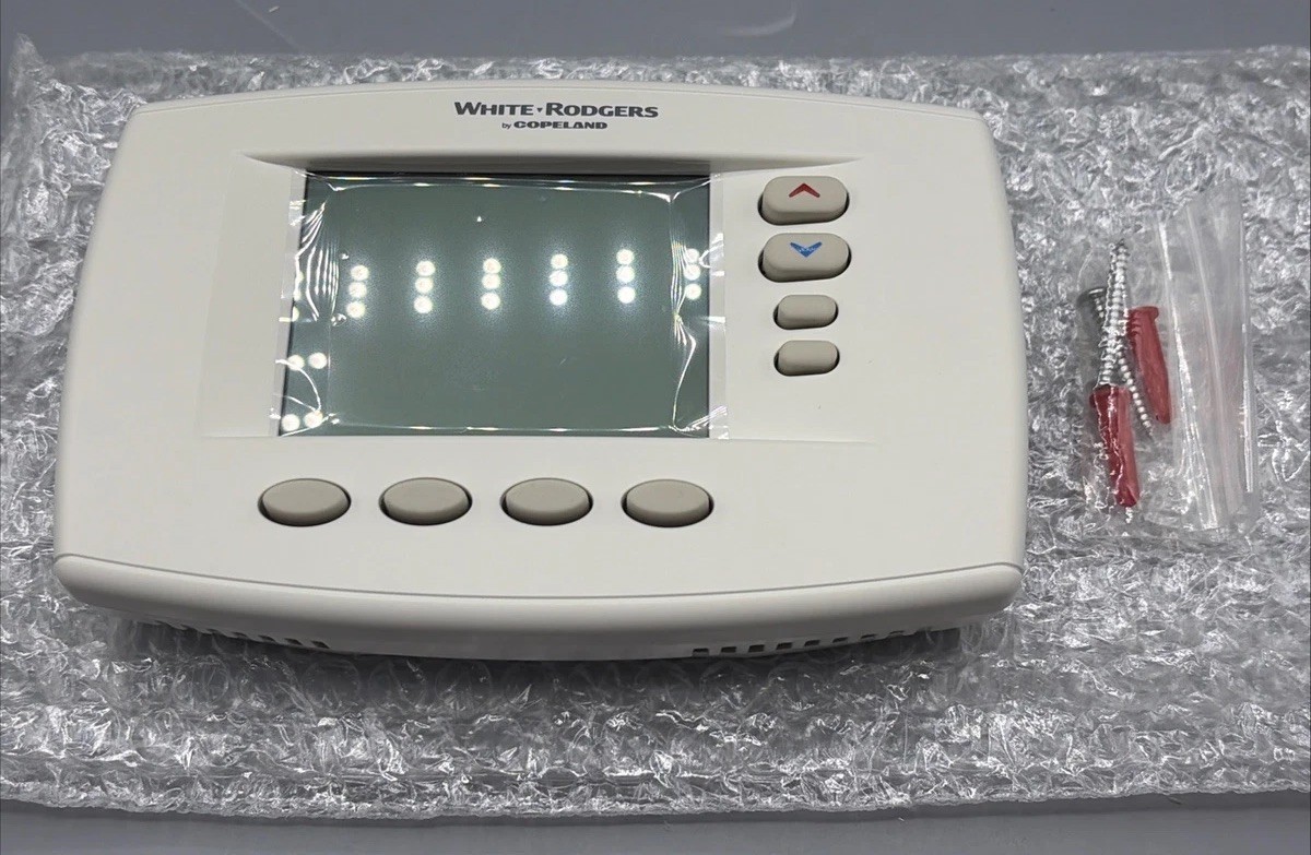 EMERSON WHITE RODGERS 1F95EZ-0671 BLUE EASY READER Programmable THERMOSTAT - New