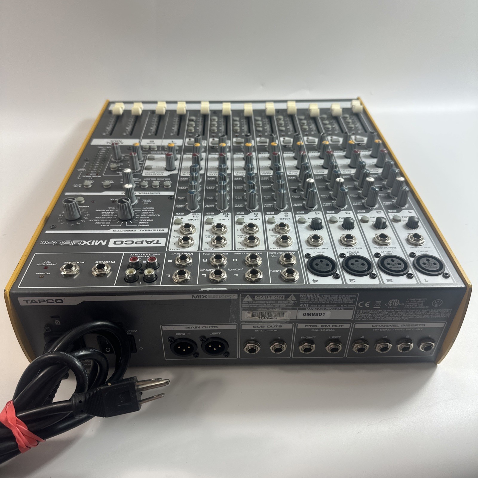 Tapco MIX260FX Compact Mixer —Works, GC