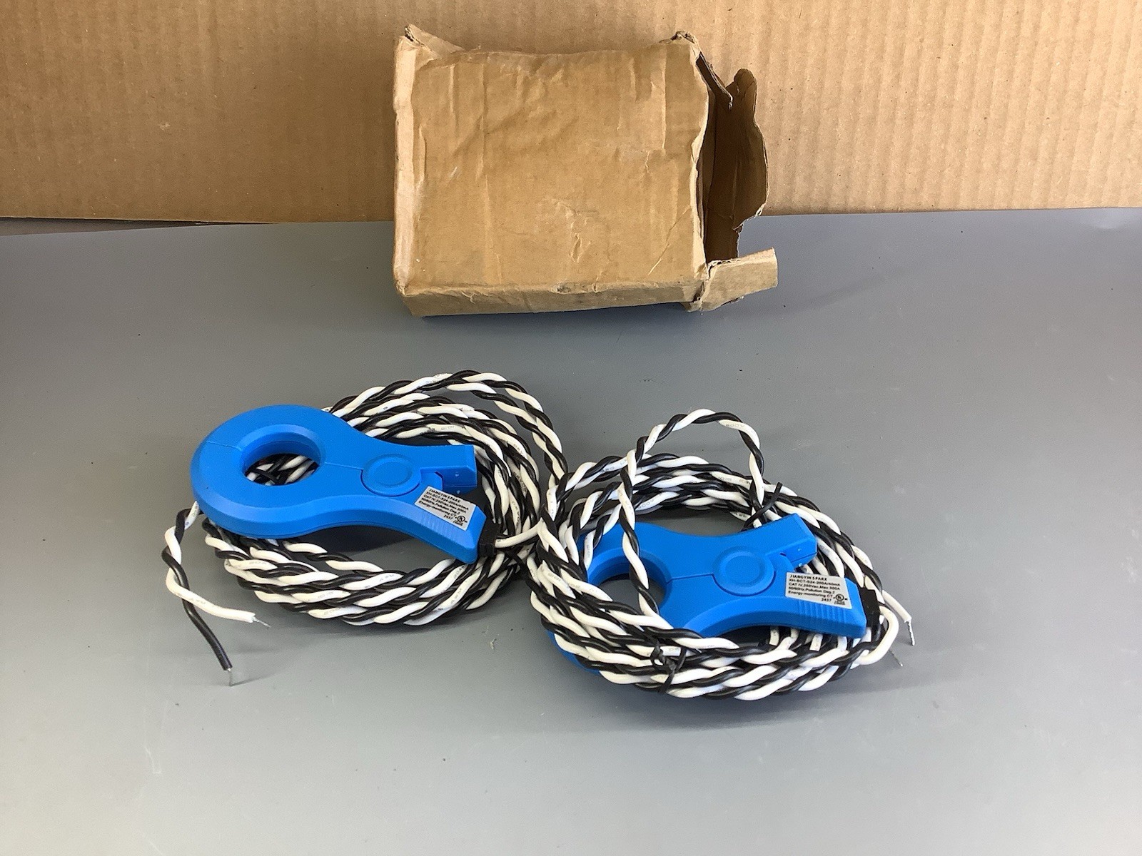 Jiangyin Spark XH-SCT-S24 200A/40mA Split Core Current Transformer Lot 2 New