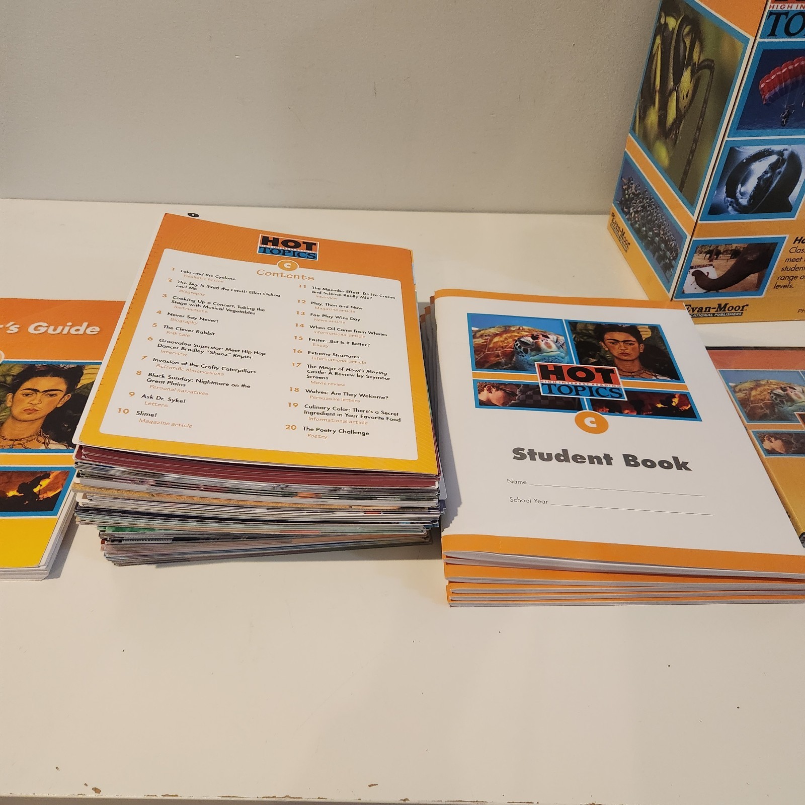 Hot Topics High Interest Reading Classroom Kit C with Teachers Guide and CDs