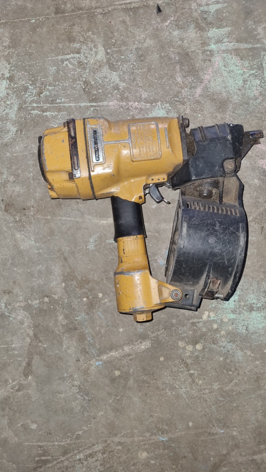 Stanley Bostitch nail gun N80CB1 industrial coil nailer Not Tested For Parts