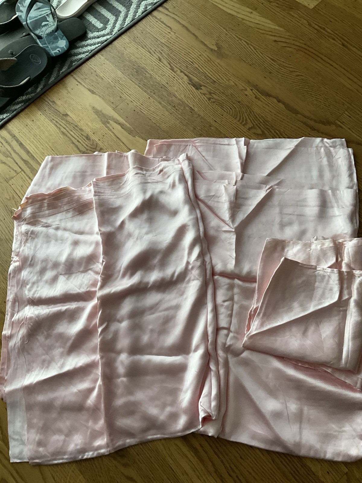 Gold label pink satin queen size bed sheets