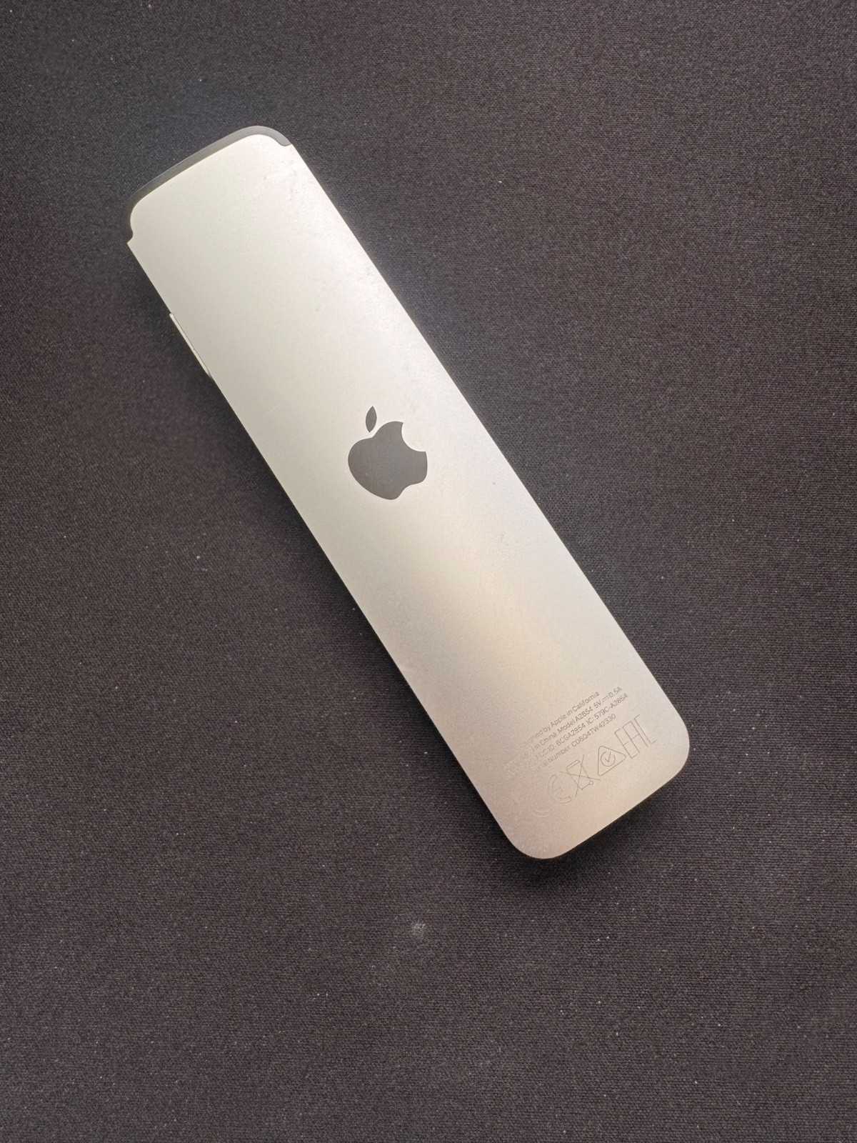 Apple Siri Remote (3rd Gen) A2854 - Silver MNC73AM/A USB-C