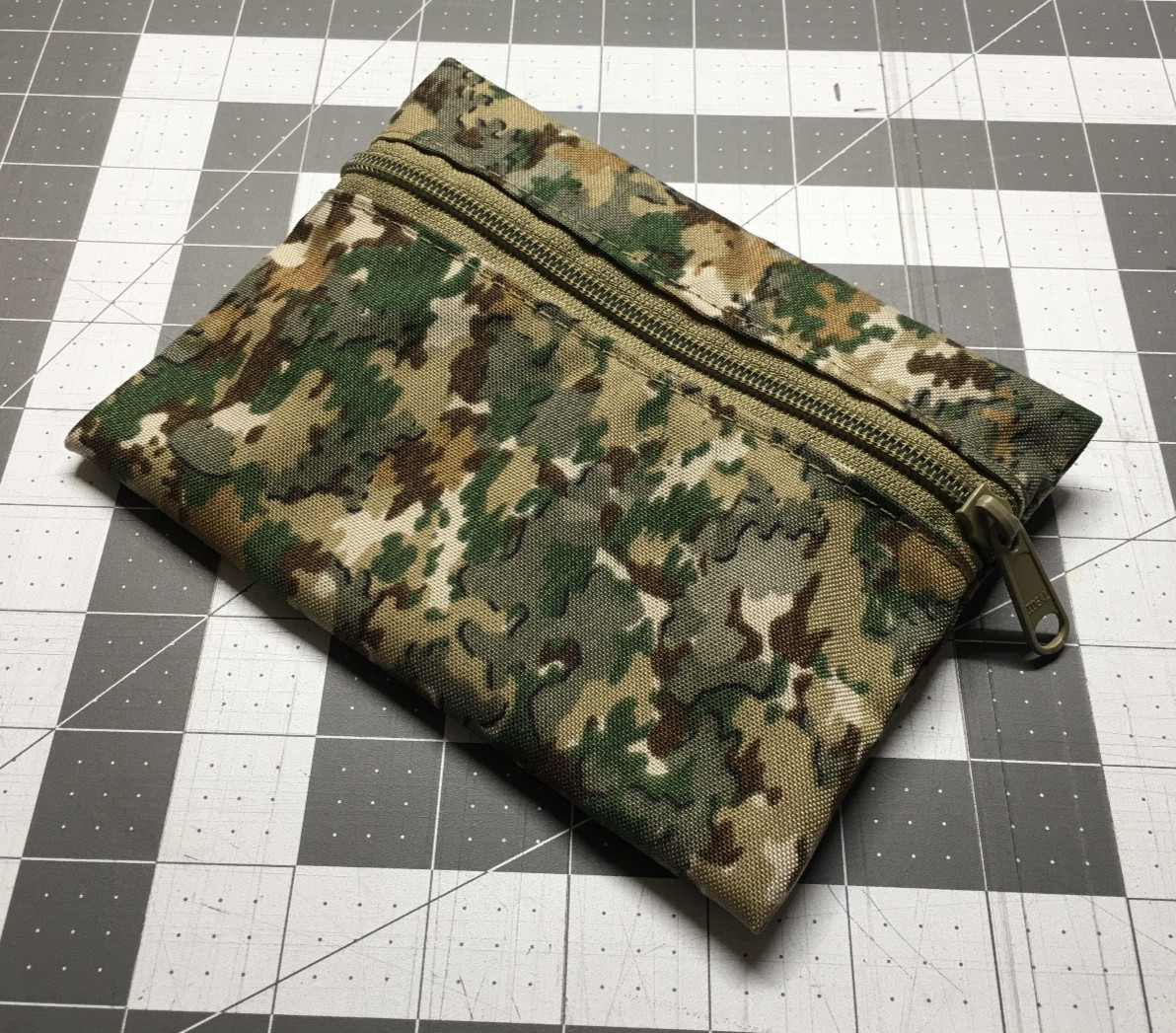 LIVESOUTSIDE Puzzle All Terrain Desert Camo Tan 499 Zipper Bag Small US Made EDC