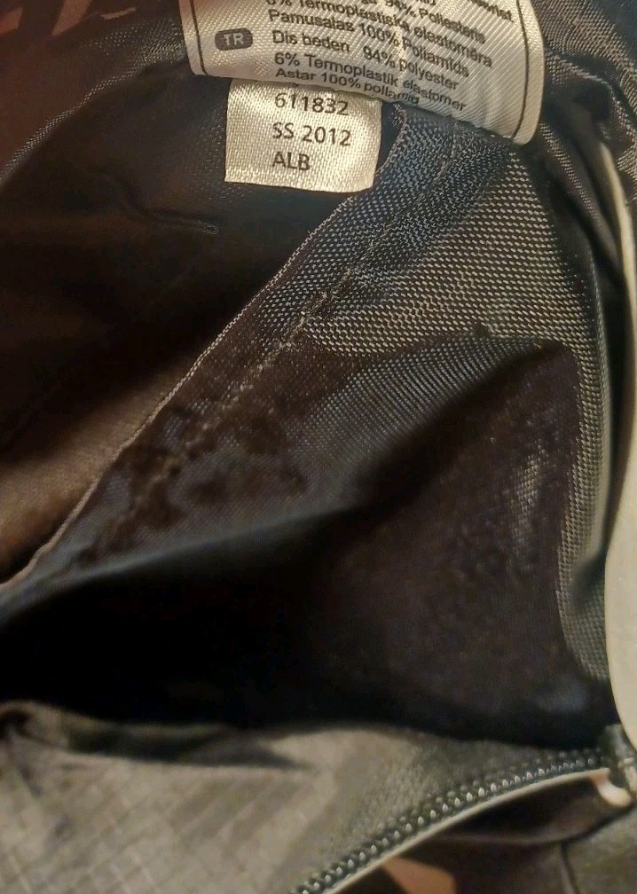 asics ~ Run/Jogging Hike Hydration Backpack Performance 1.5Liter ~ NWOT ‐J
