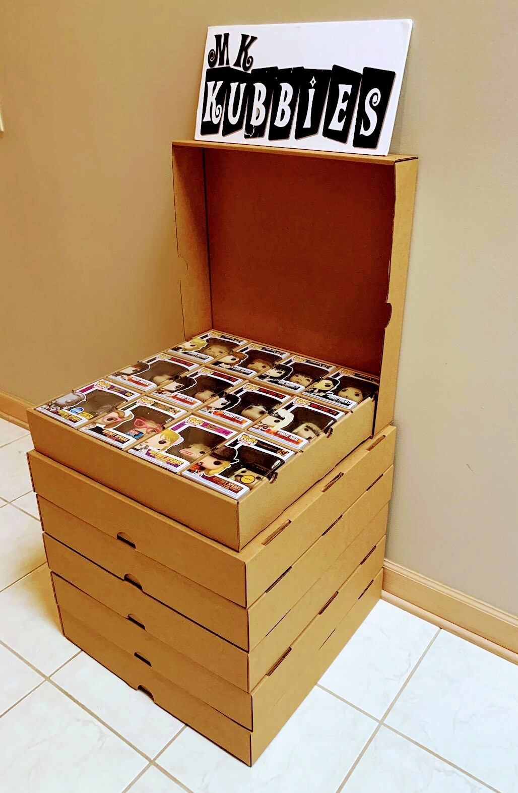 Funko Pop storage case with LID by Mk Kubbies! 4-Pack.