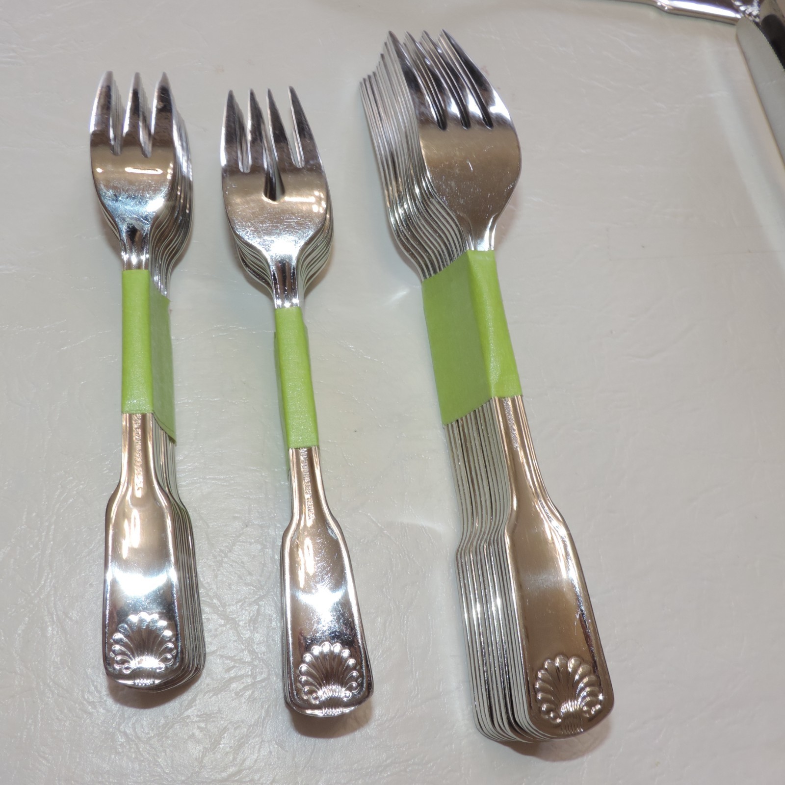 Cambridge SHELL Stainless Flatware 12 7-pc Place Settings + Serving 100 Pieces