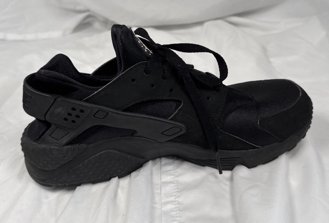 Nike Air Huarache Triple Black Men’s Running Shoes Sneakers Sz 9 EUC 318429-003