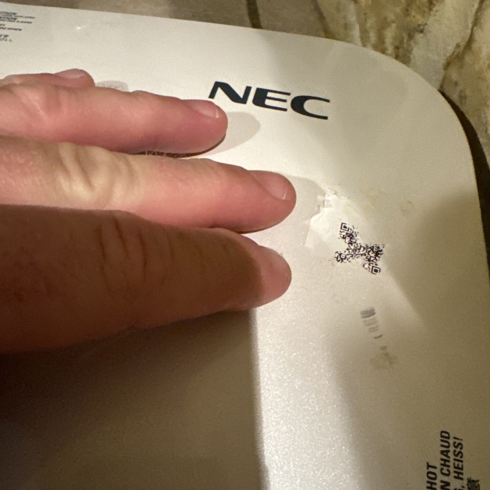 NEC NP2000 Projector High Resolution Multiple Inputs White