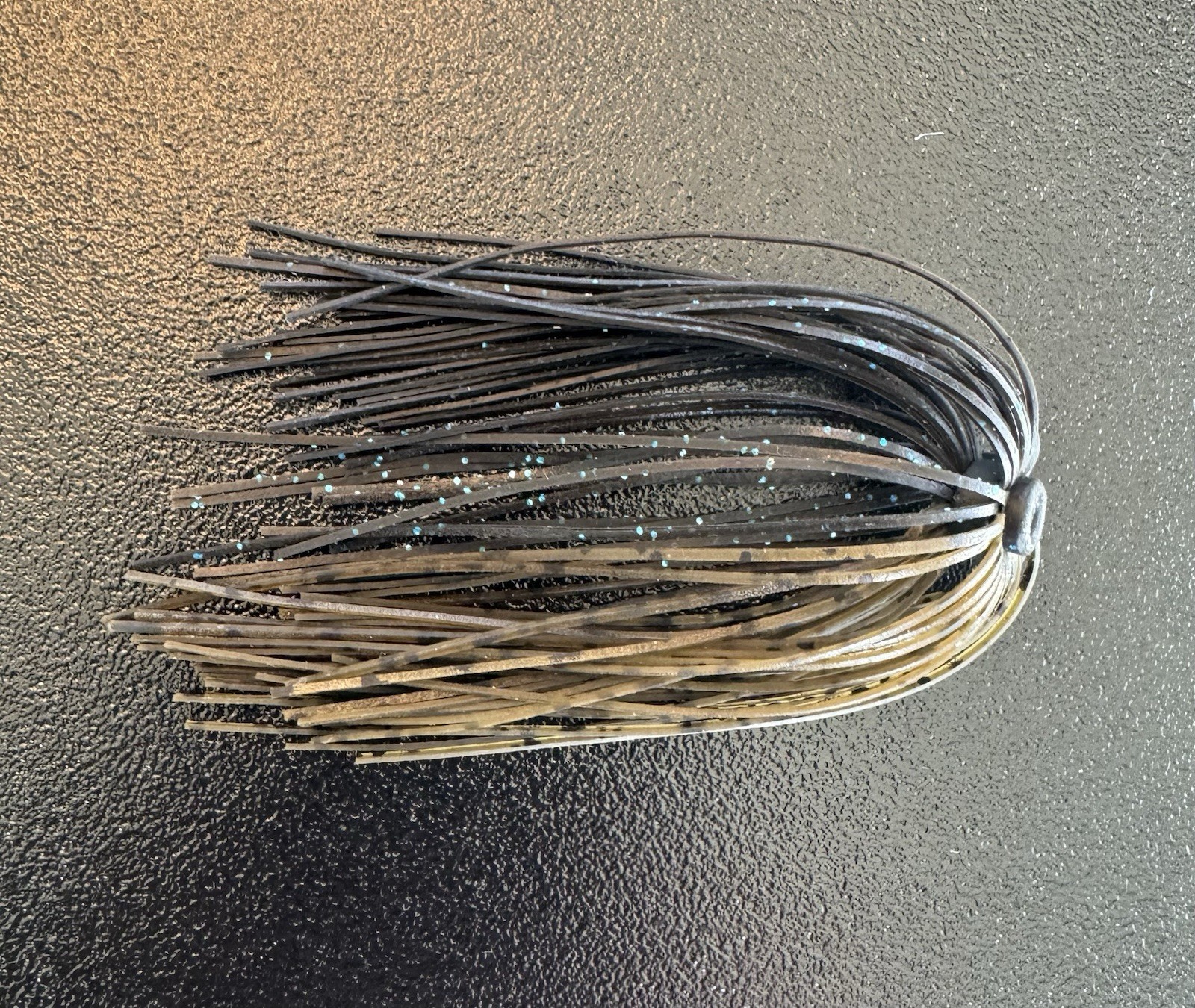 Bass Jig Skirts - Lot Of 10 - Color Green Pumpkin / Black Blue - Double Banded