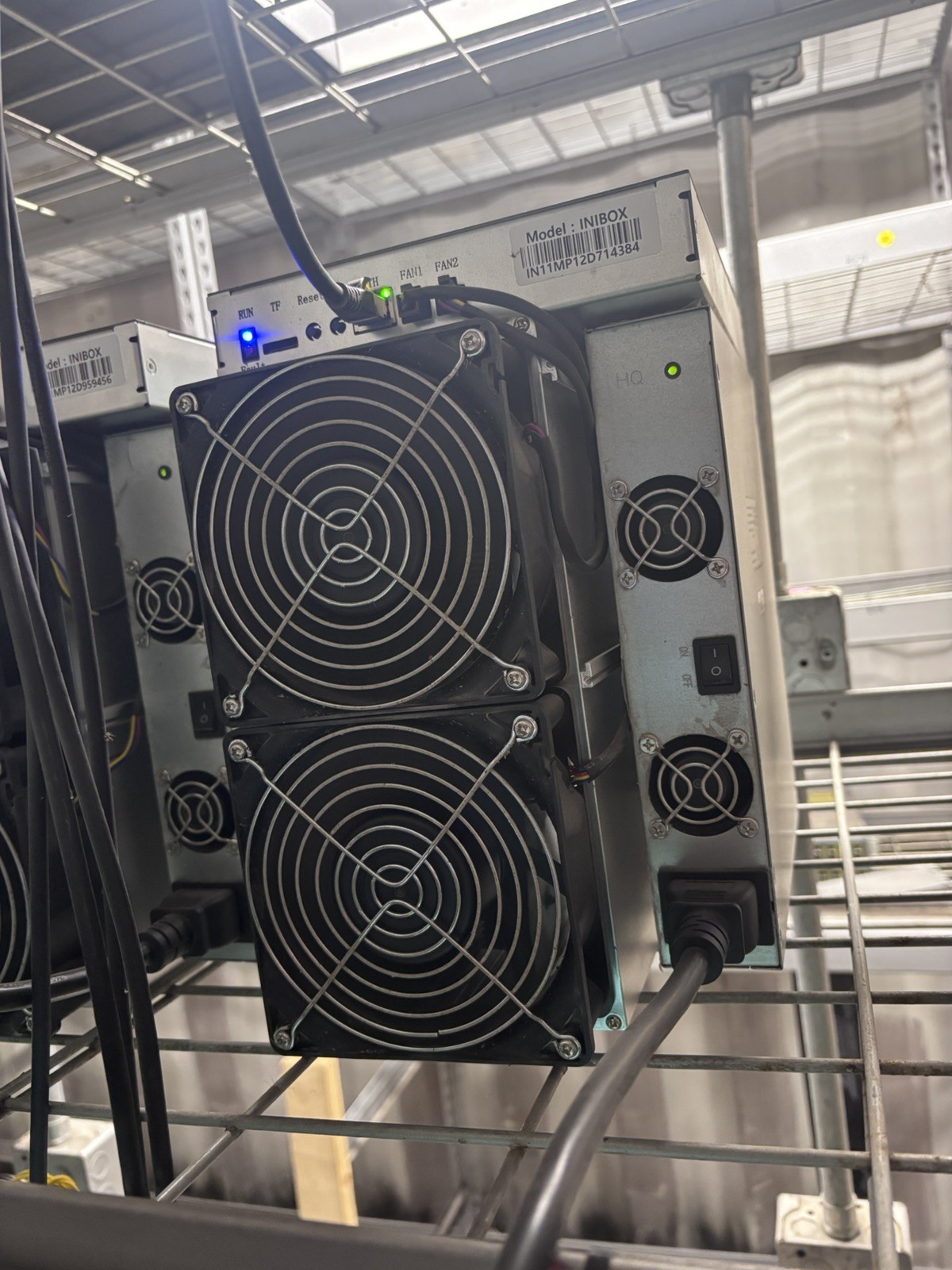 Pinecone INIBOX PRO ASIC Miner 2.4 GH/S