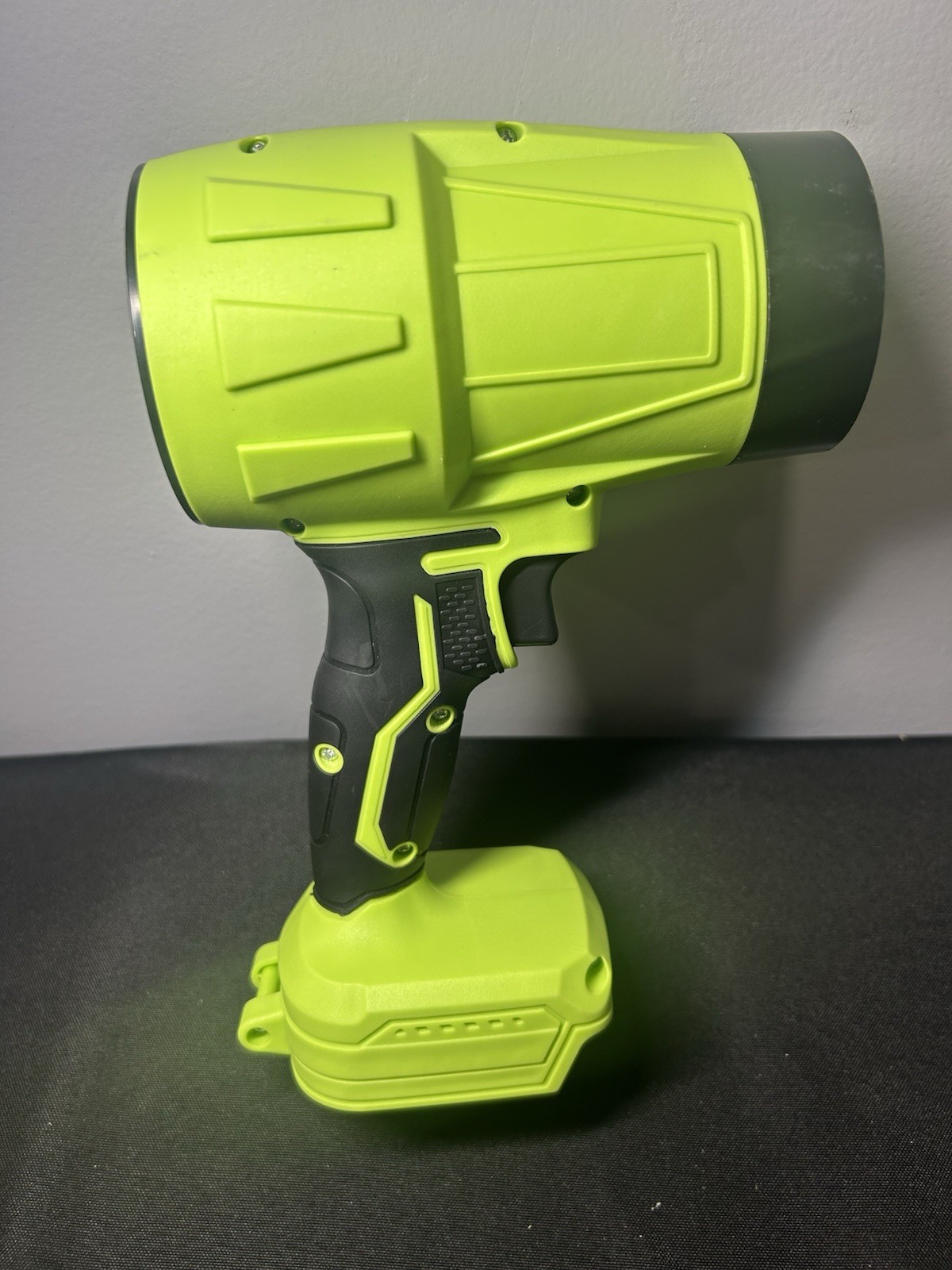 Seese Cordless Turbo Jet Leaf Blower
