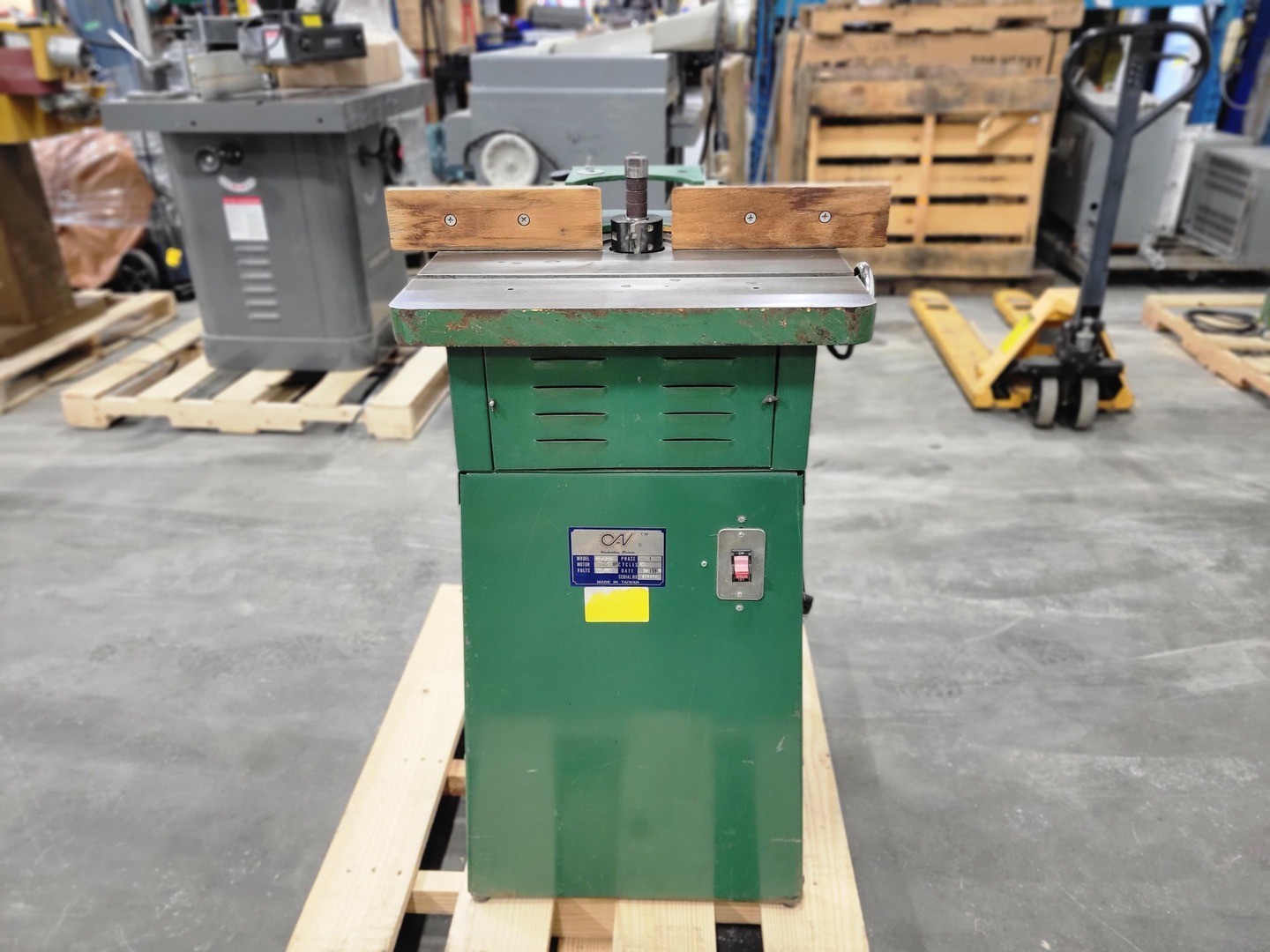 CAV SP-1218A 1 hp, 20" x 10.5" Shaper