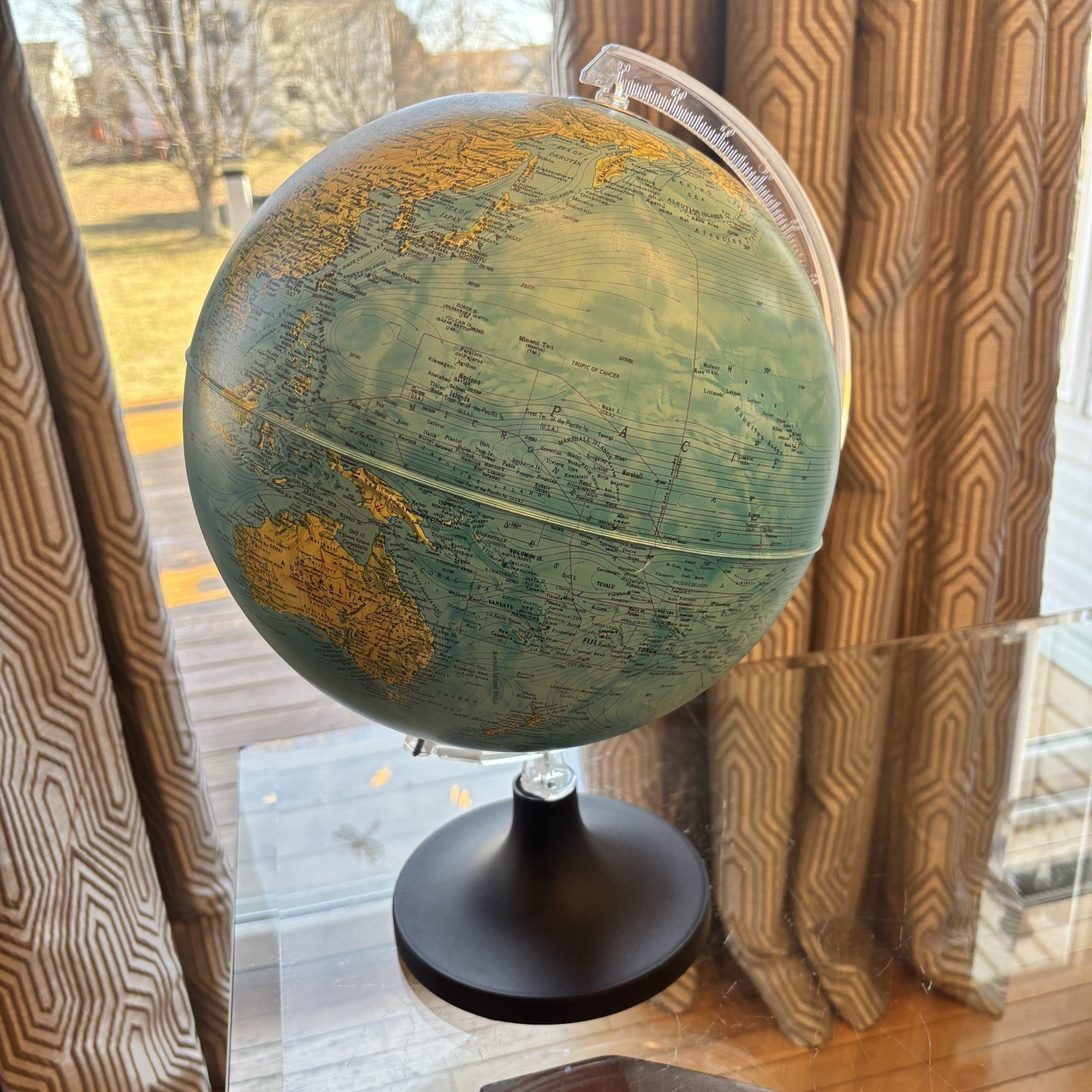Underwriters Laboratories Desktop Globe 17” Tall FLAW