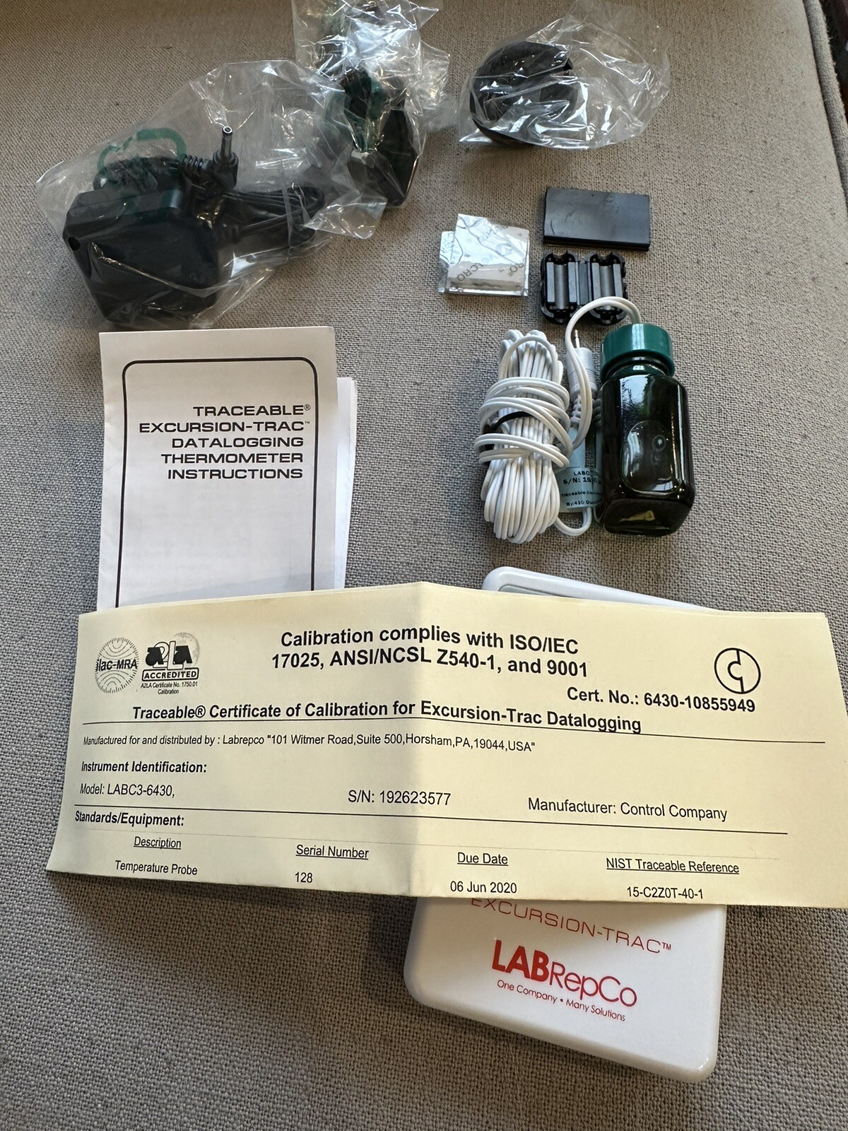 Traceable Labc3-6430 Excursion-Trac Datalogging Thermometer