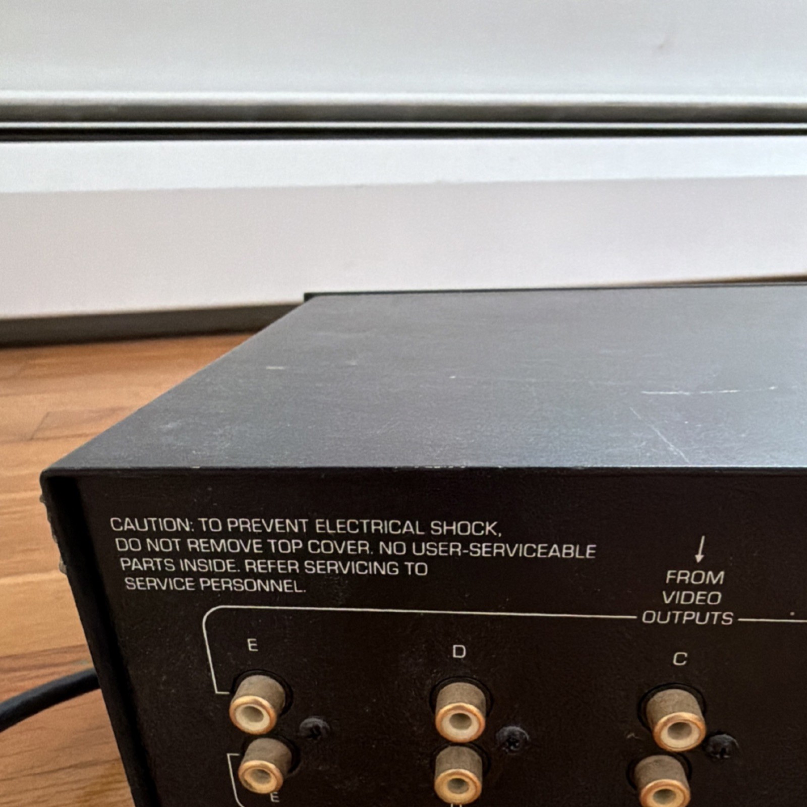 Niles VSA-5 Audio/Video Patching System Black, Switch w/ Lamp Fuse, US Plug