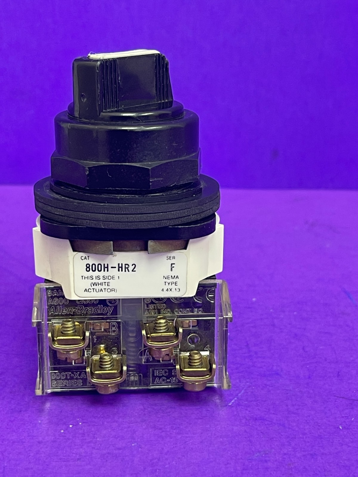 Allen Bradley 800H-HR2 Ser F Selector Switch w/ 800T-XA/D Contact Block