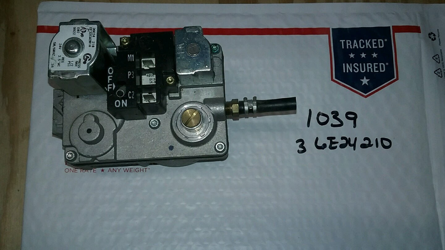 White Rodgers Gas Valve 36E24 210  EF32CW201A