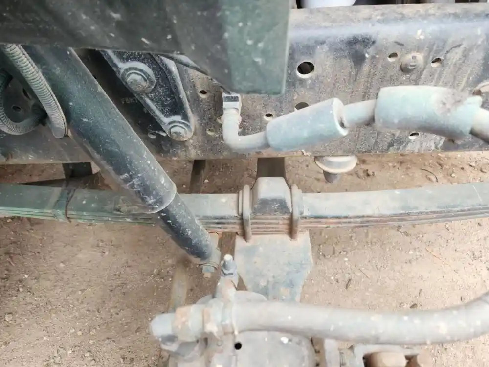 (Used) 1997 Ford F800, FRONT LEAF SPRINGS Front Leaf & Springs  P-44740