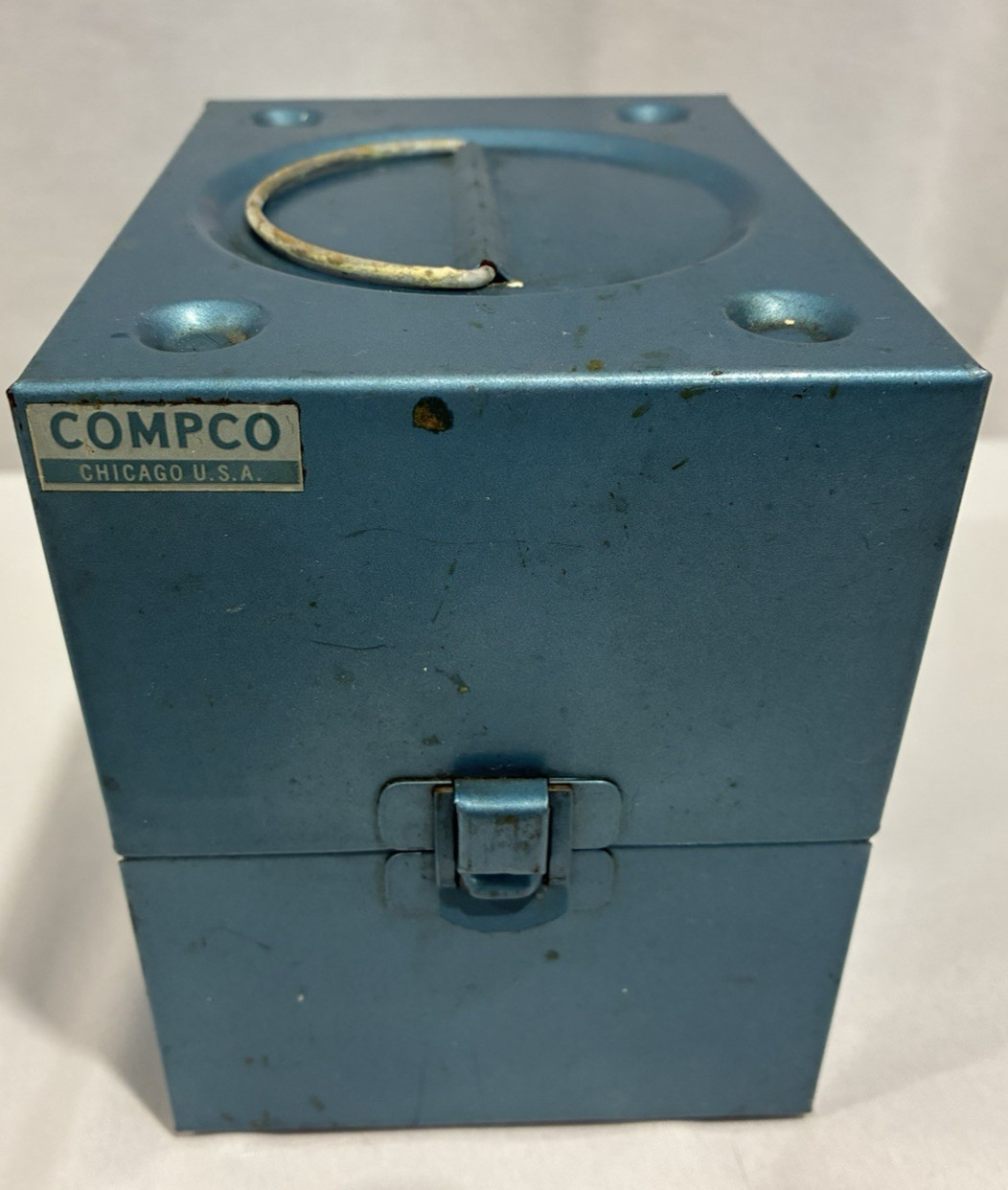 Vintage Compco Super 8mm Take Up Reels with Cases and Storage Tin Box 5"