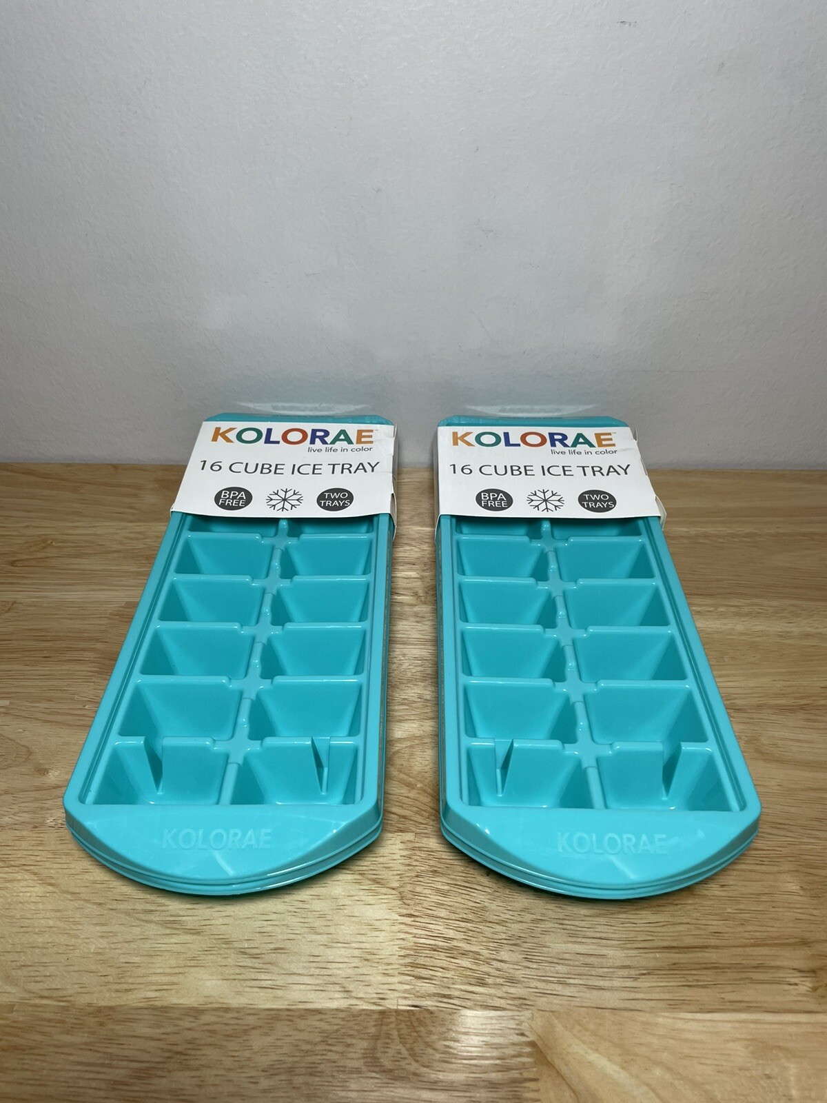 Lot Of ( 2 ) Brand New With Tags Kolorae 16 Cube Ice Trays ( 4 ) Total BPA Free!